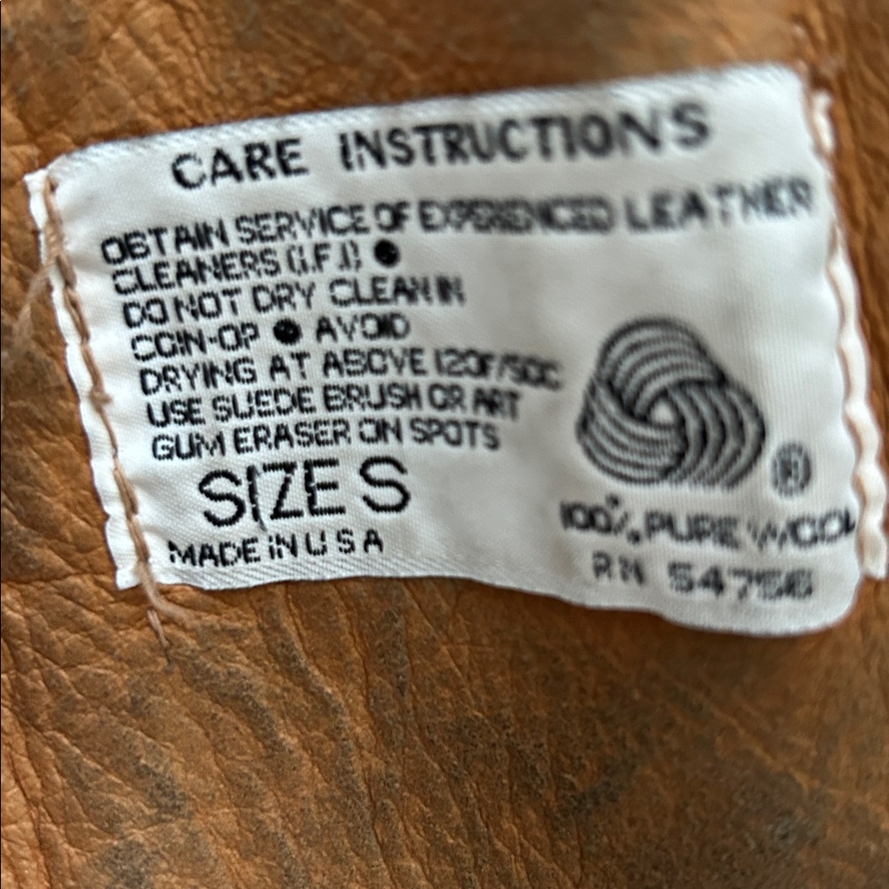 Vintage Sawyer of Napa Shearling Coat With Pockets - Picture 10 of 12